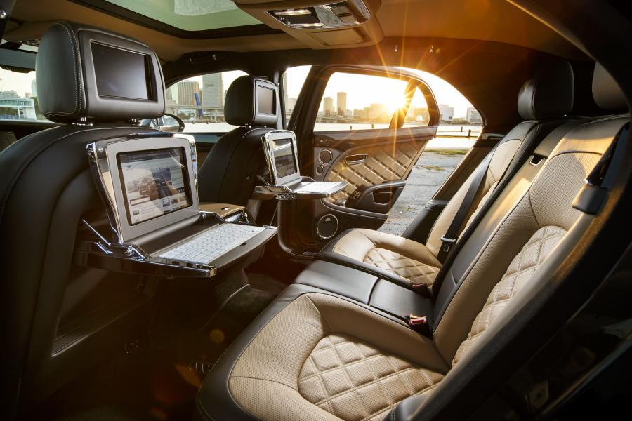  Bentley Mulsanne Speed 2015 года  (фото 45 из 117)